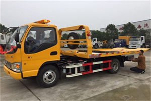 新发地哪里有拖车服务